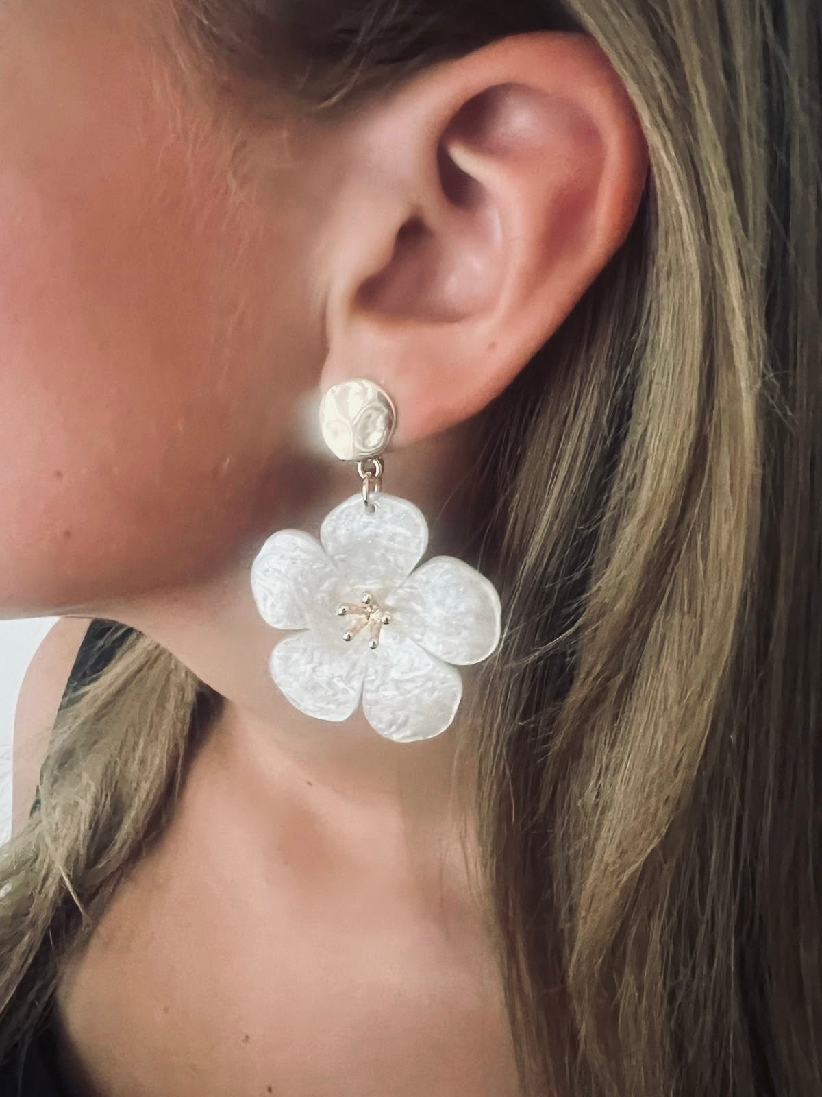 'Vibey flower' oorbellen