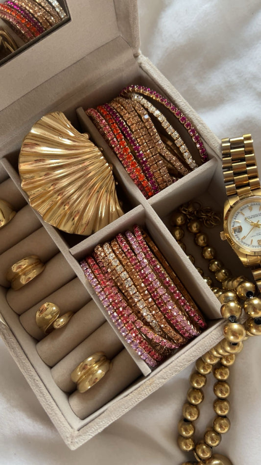 “Velvet bow” jewellery case