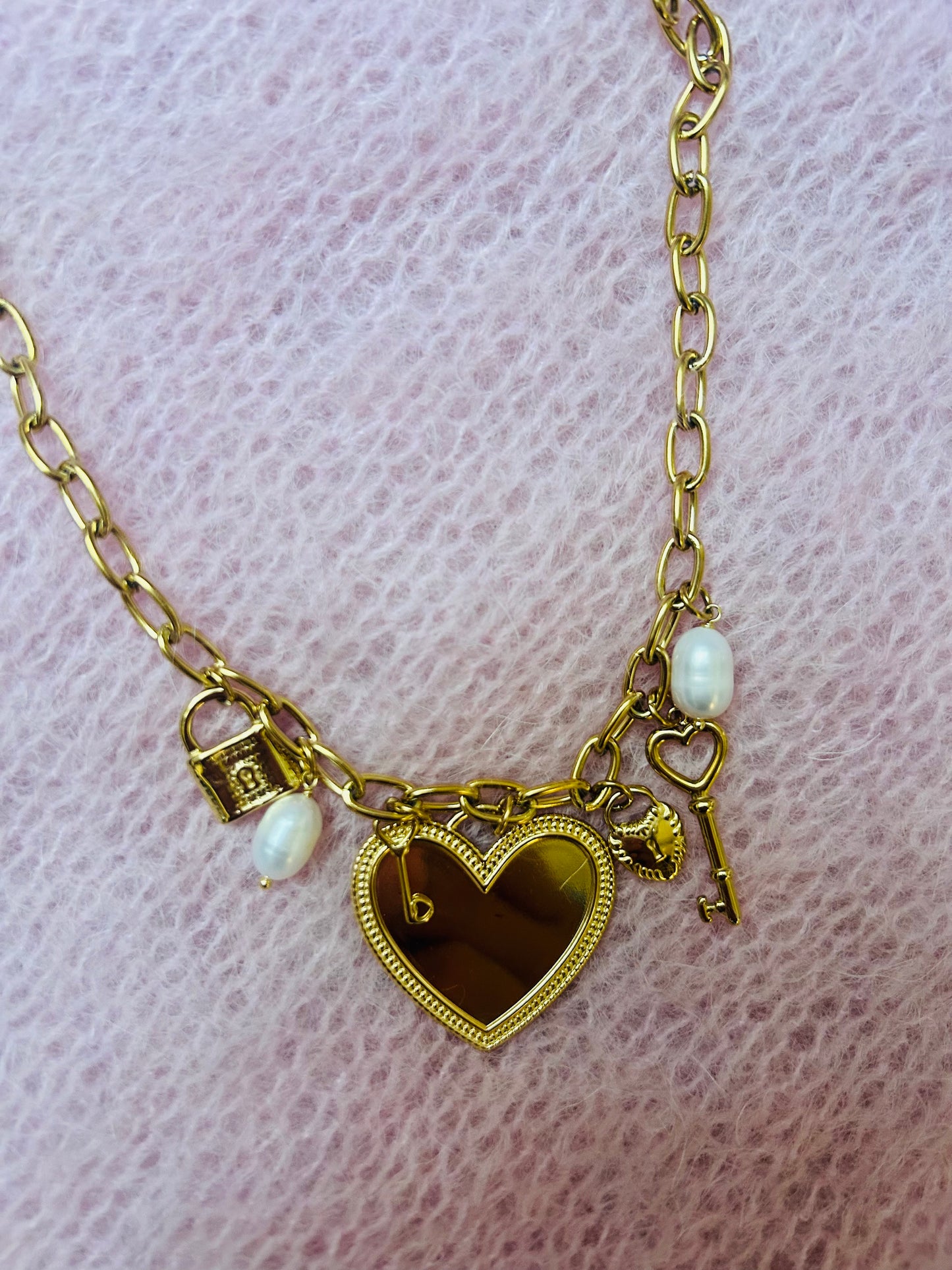“Love Life” ketting