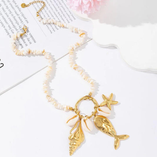 'To the beach and back' necklace
