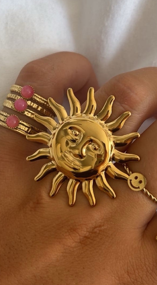Sunny side up' ring