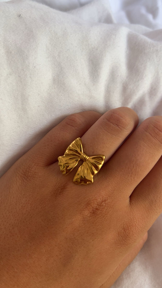 'Mega bowie' ring