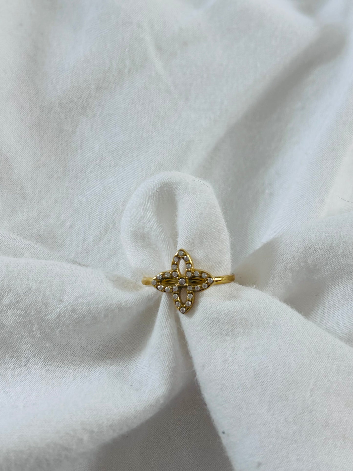 'Diamant clover' ring