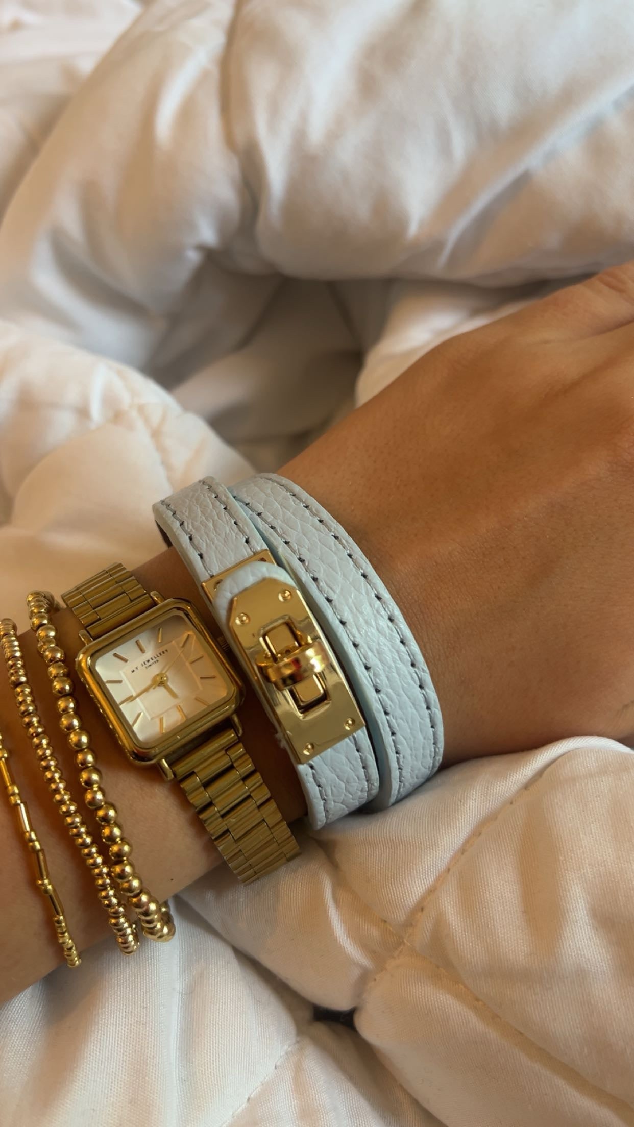‘Mabelle’ armband licht blauw