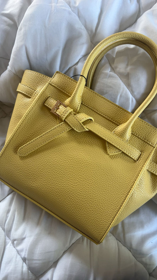 “Jassy” tas geel