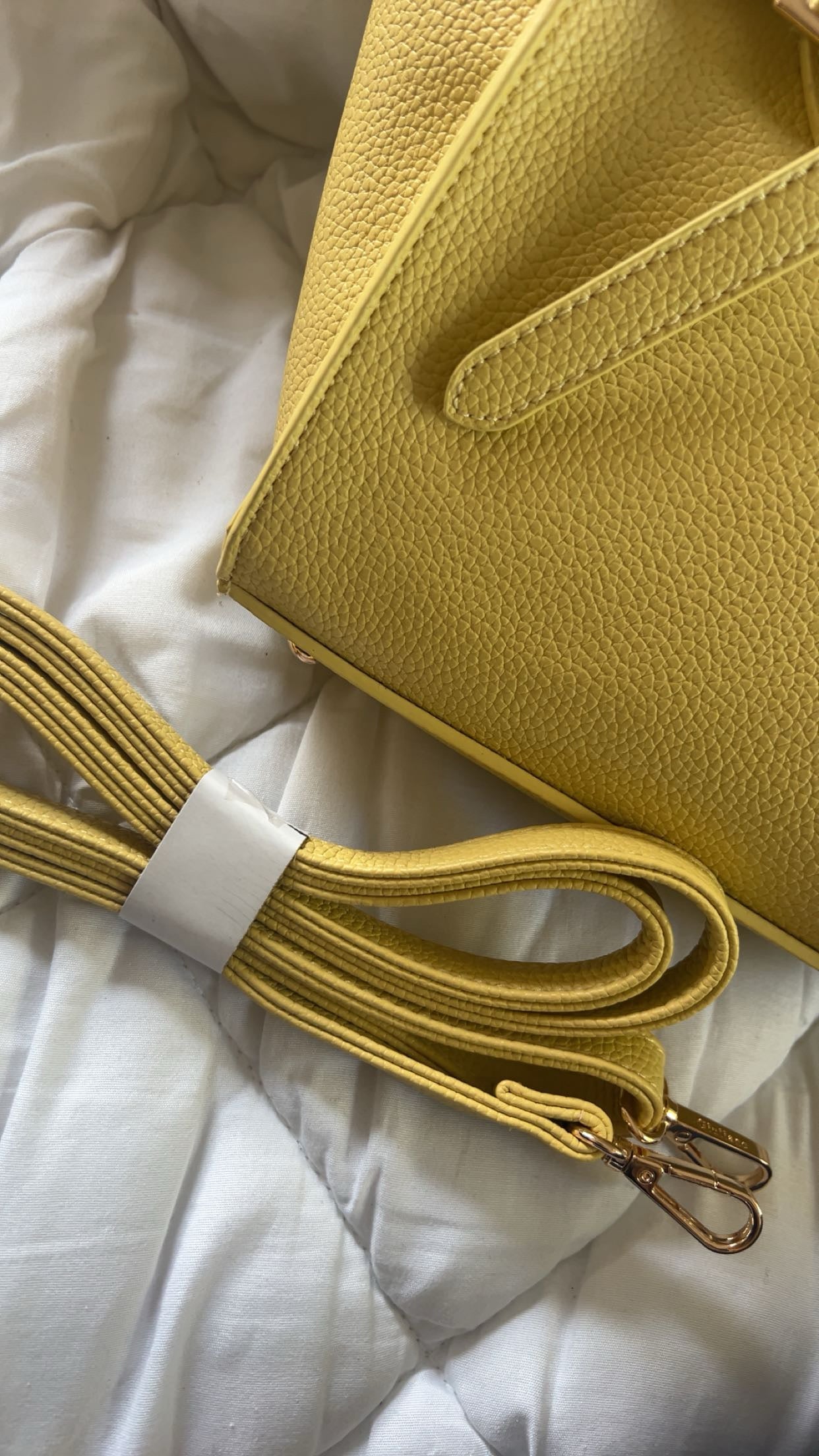 “Jassy” tas geel