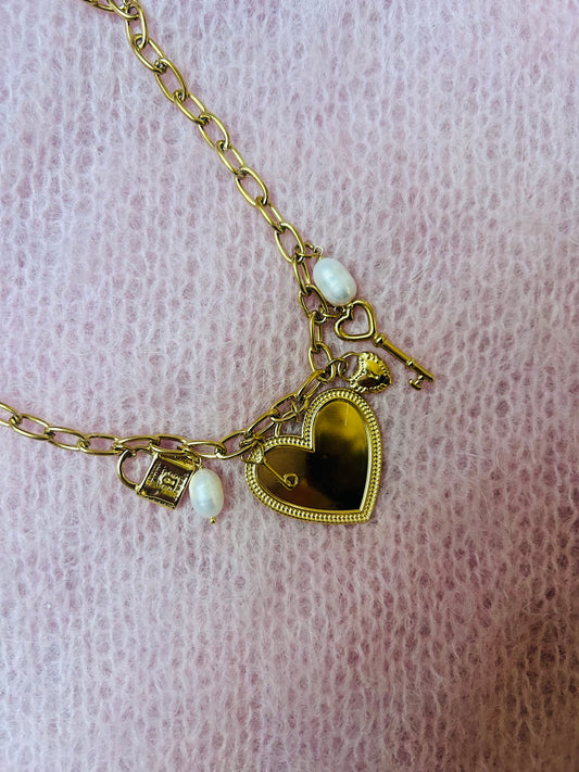 “Love Life” ketting