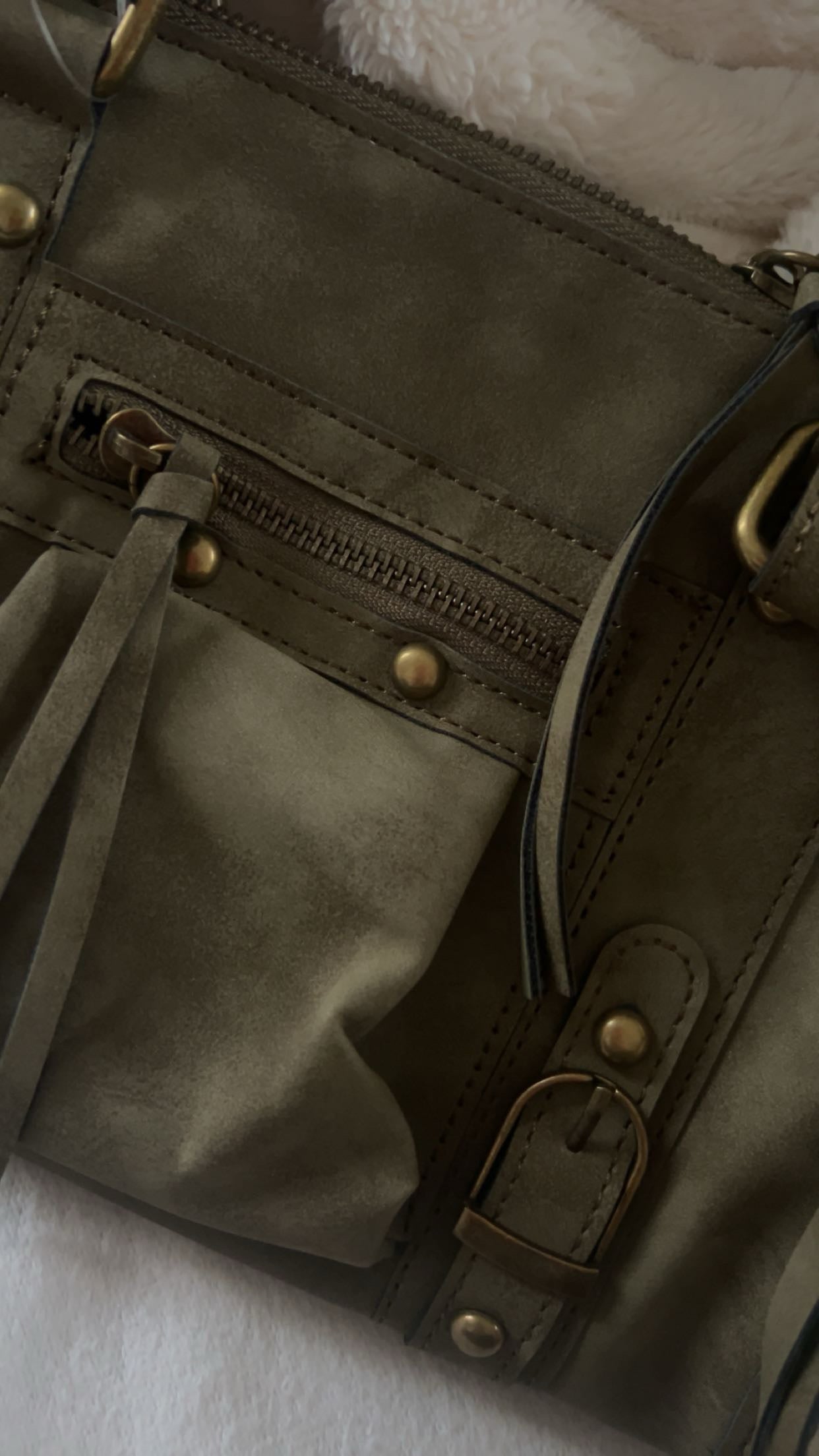 “Claire” citybag green