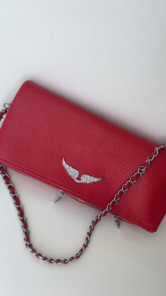 “Wing bag” cherry red