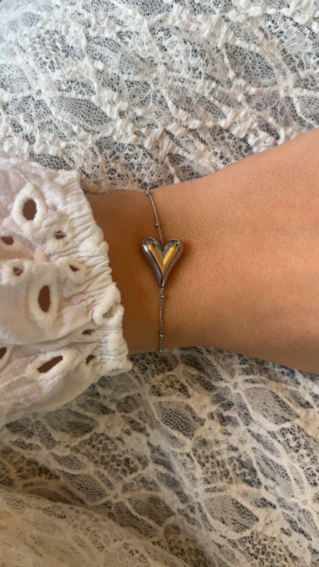 'Love you' armband